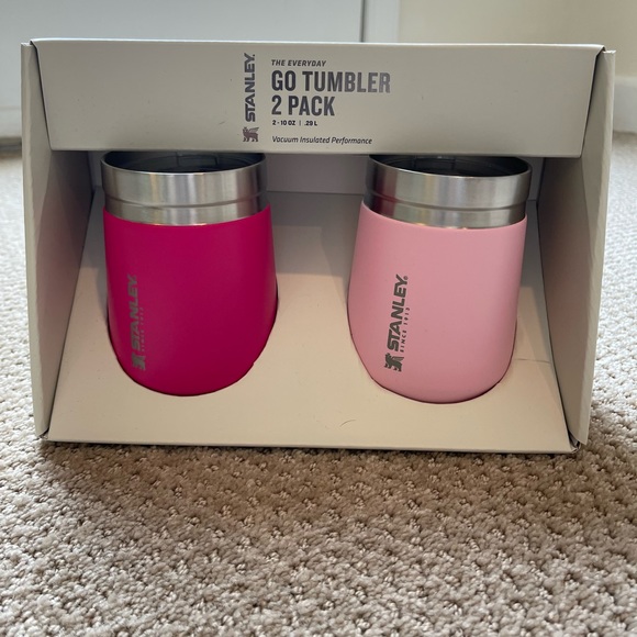 *SOLD* STANLEY Everyday Go Tumbler- 2 Pack 🩷 - Picture 2 of 5